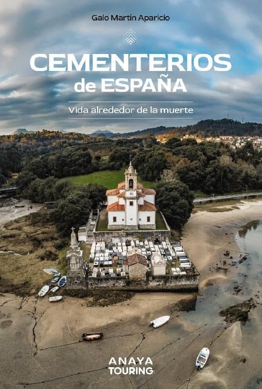 Cubierta de «Cementerios de España»